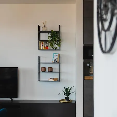 Design & Panoramic View - Ba 아파트